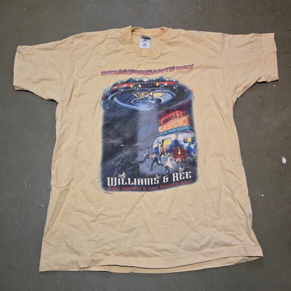 Vintage Indianpendants Day William's & Ree Short Sleeve Yellow T-Shirt Size‎ XXL - Picture 1 of 4